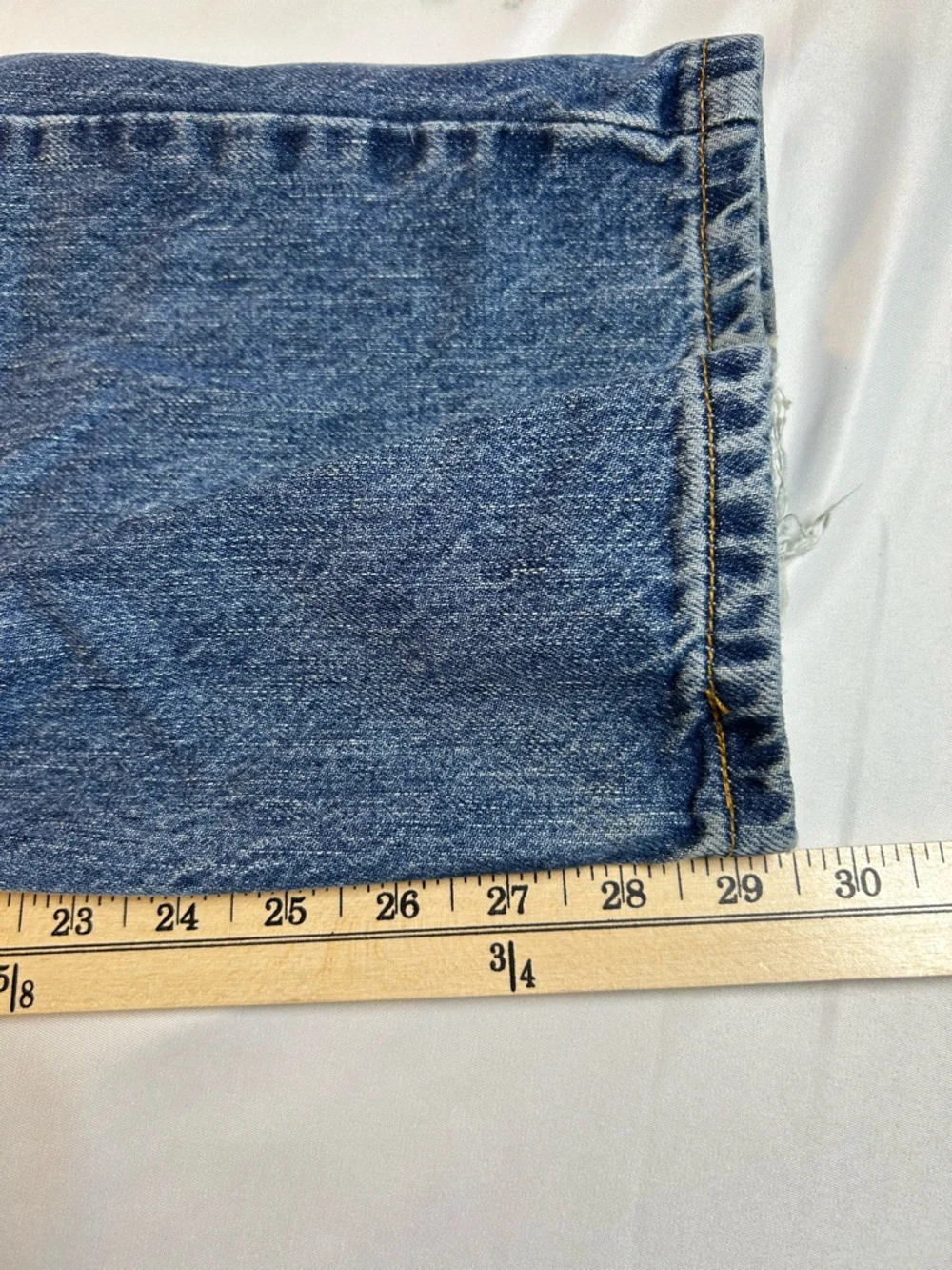 Levi 550 Men Jeans, Ralaxed Fit Straight Leg BlueDenim Light Wash Casual 38x30 - Picture 9 of 15